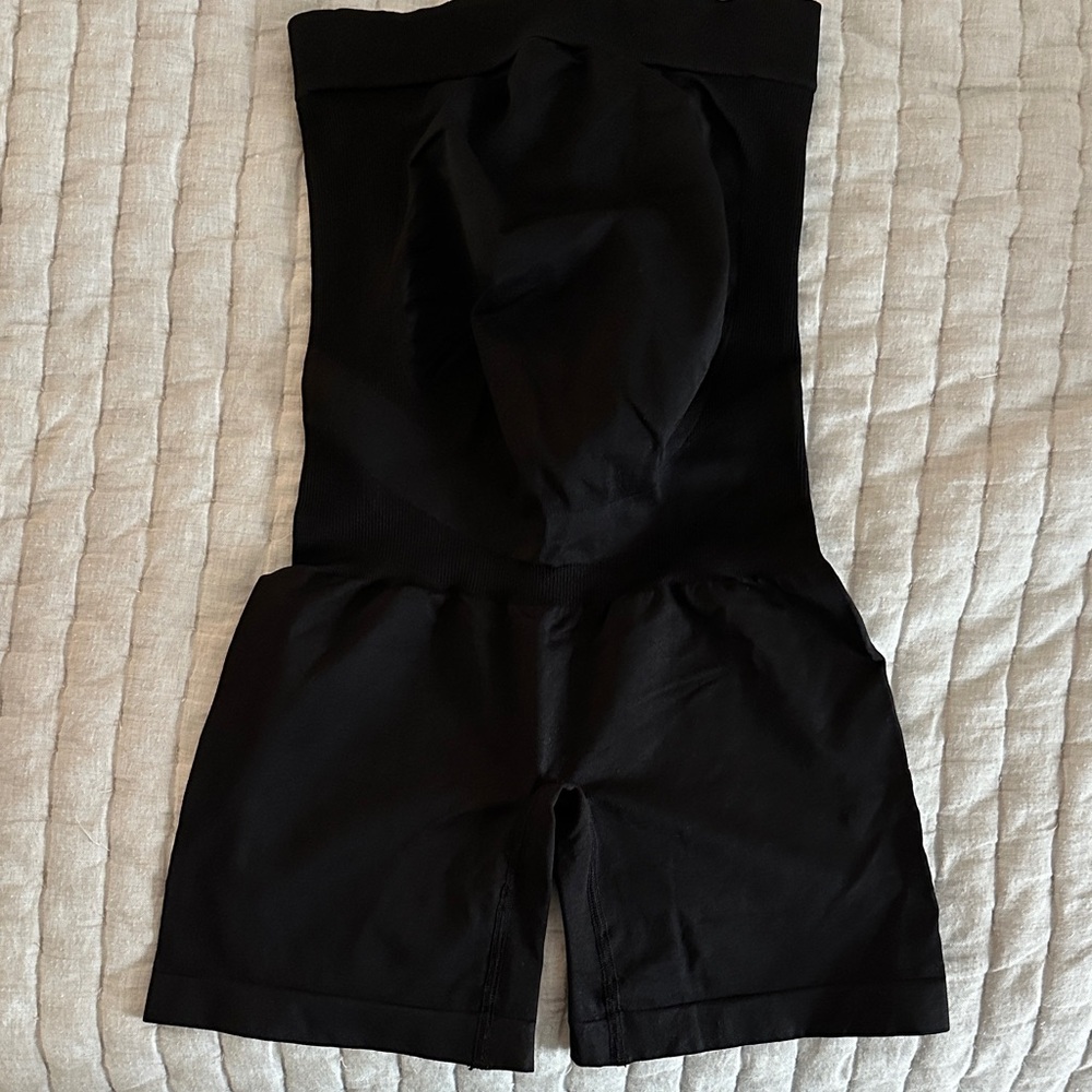 Blanqi maternity biker shorts